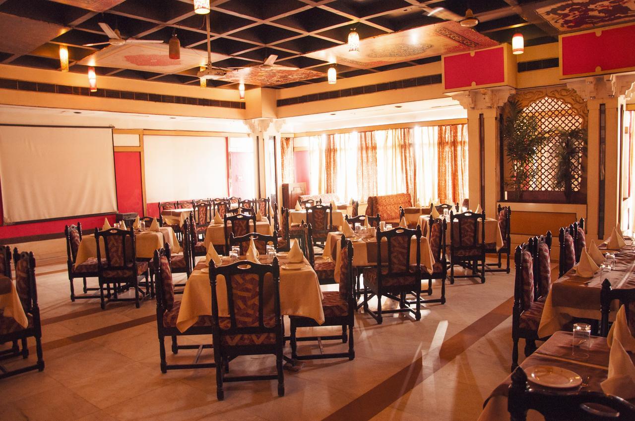Hotel Gwalior Regency Exteriér fotografie